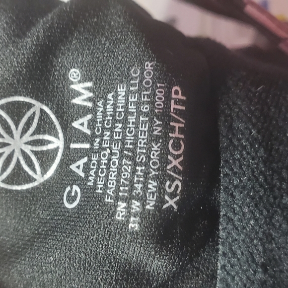 Gaiam bra work out tank sleeveless - Picture 7 of 8